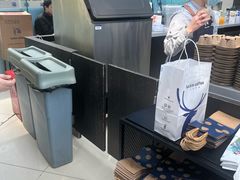 -瑞幸咖啡(SM广场店)