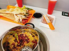 -俭让佬妈现卤串串(温江总店)