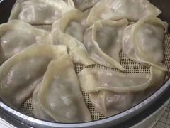 -金城包子牛肉灌汤包(台东四路店)