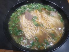 -杨记清芳牛肉拉面(宝龙广场店)