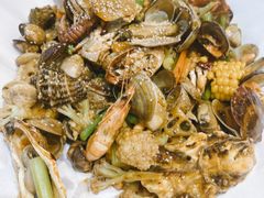 -东来菜馆•手抓海鲜家常菜•海鲜锅贴(鸽子窝店)
