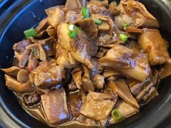 笋尖烧肉煲-自游人·美食一楼·地道徽菜(三十年名店)