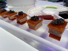 鱼子酱烤鸭-悦江(梅奔中心店)