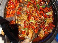 -鸣记脆皮烤鱼·海鲜烤鱼(三八广场店)