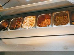 -地道战卤粉(名牌大厦店)