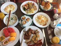 -芽庄日出海滩水疗酒店