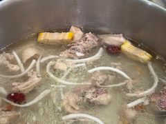 -喃喃椰·糟粕醋·椰子鸡火锅(七堡花园店)