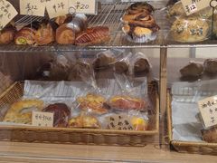 -沁屋面包店(人民东路店)