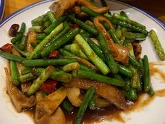 青蒜炒牛杂-丁记盐蘸牛肉·新杭菜(河东路店)