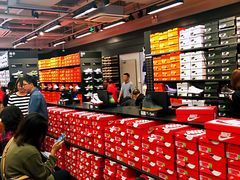 -NIKE上海青浦优选体验店