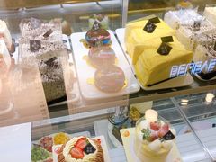 -焙丽拾光(麦凯乐直营店)