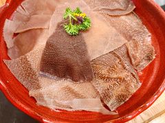 毛肚-左庭右院鲜牛肉火锅(环球港店)