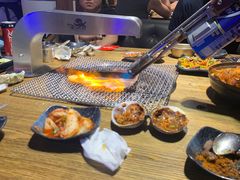 -鑫釜山海鲜烧烤(鑫丰国际店)