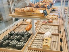 -焙丽拾光(麦凯乐直营店)