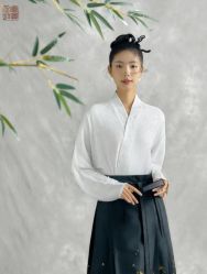-麦田·婚纱摄影(天河新天地店)