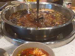 -肖肖酸萝卜鱼火锅(总店)