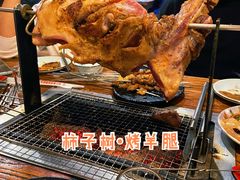 烤羊腿-柿子树炭烤羊腿(金台路店)