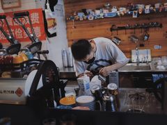 -Be Lived Cafe比例咖啡(摩天轮店)