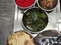 -憨铁匠老火锅(龙岗万科里店)