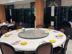 -光海鲜鱼翅餐厅(叻差拉披色路店)