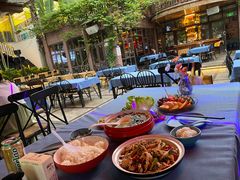 -拾光音乐餐酒吧(告庄星光夜市店)