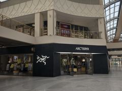 -斯普瑞斯奥特莱斯