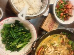 -富正毅三下锅·湘西韵味(天门山索道店)