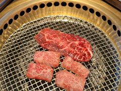 -铭牛烧肉·和牛海鲜自助(高新月牙湖店)