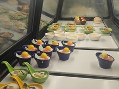 -亚洲国际大酒店·云顶阁旋转自助餐厅