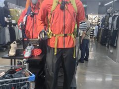 -迪卡侬(大英山店)