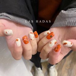 -Las Hadas 原创设计美甲美睫沙龙