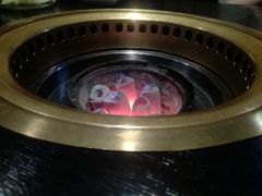 -山川小町·极番烧肉(新地假日广场店)