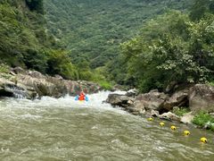 -雅鲁激流探险漂流