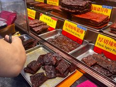 -香记肉干(官也街店)