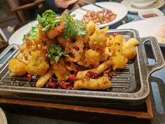 香酥大盘牛蛙-钱塘秋荷(开鲁路店)
