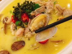 酸汤花蛤牛蛙-東城故事·尋找姆媽的味道(玉兰路店)