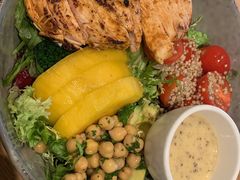 鸡肉牛油果芒果沙拉-Wagas沃歌斯(汇智店)