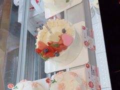 -花花卷卷·鲜食蛋糕(静安久光百货店)