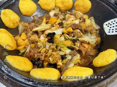-粘豆包柴火铁锅炖