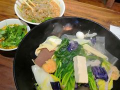 -万记麻辣烫国展总店