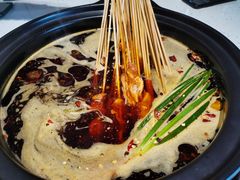 -钢管厂五区小郡肝串串香(奥克斯广场锦城万达店)