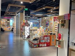 -新华书店(泉城路店)