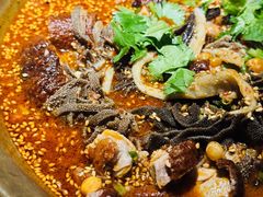 -张翻越·川渝冒菜·武汉黑鸭煲(城北万象城店)