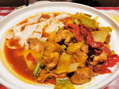 伊犁辣皮子烩大盘鸡-西贝(宝乐汇店)