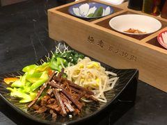 -山川小町·极番烧肉(新地假日广场店)