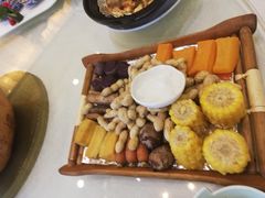 -山明水秀大饭店