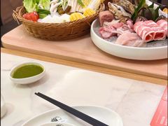 -樾餐厅泰式海鲜火锅(民歌湖店)