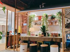 -渝信川菜 · 川味家常菜(财富购物中心店)