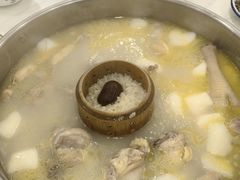 -朴小妹人参鸡汤火锅(长白山万达店)