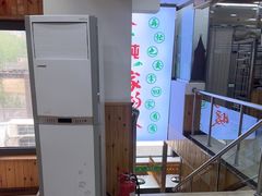 -屯老二农家铁锅炖·行业领军者(梅江店)